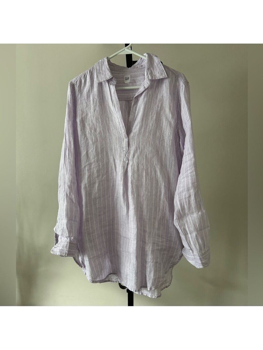 GAP Lavender Striped Linen Tunic Top, Size Medium.